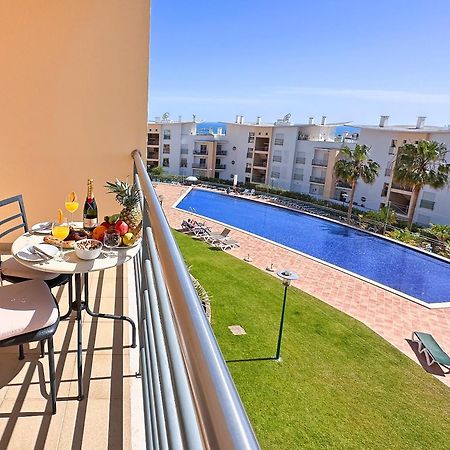 Modern Ocean, Garden & Pool View Condo By Becherish Албуфейра Экстерьер фото