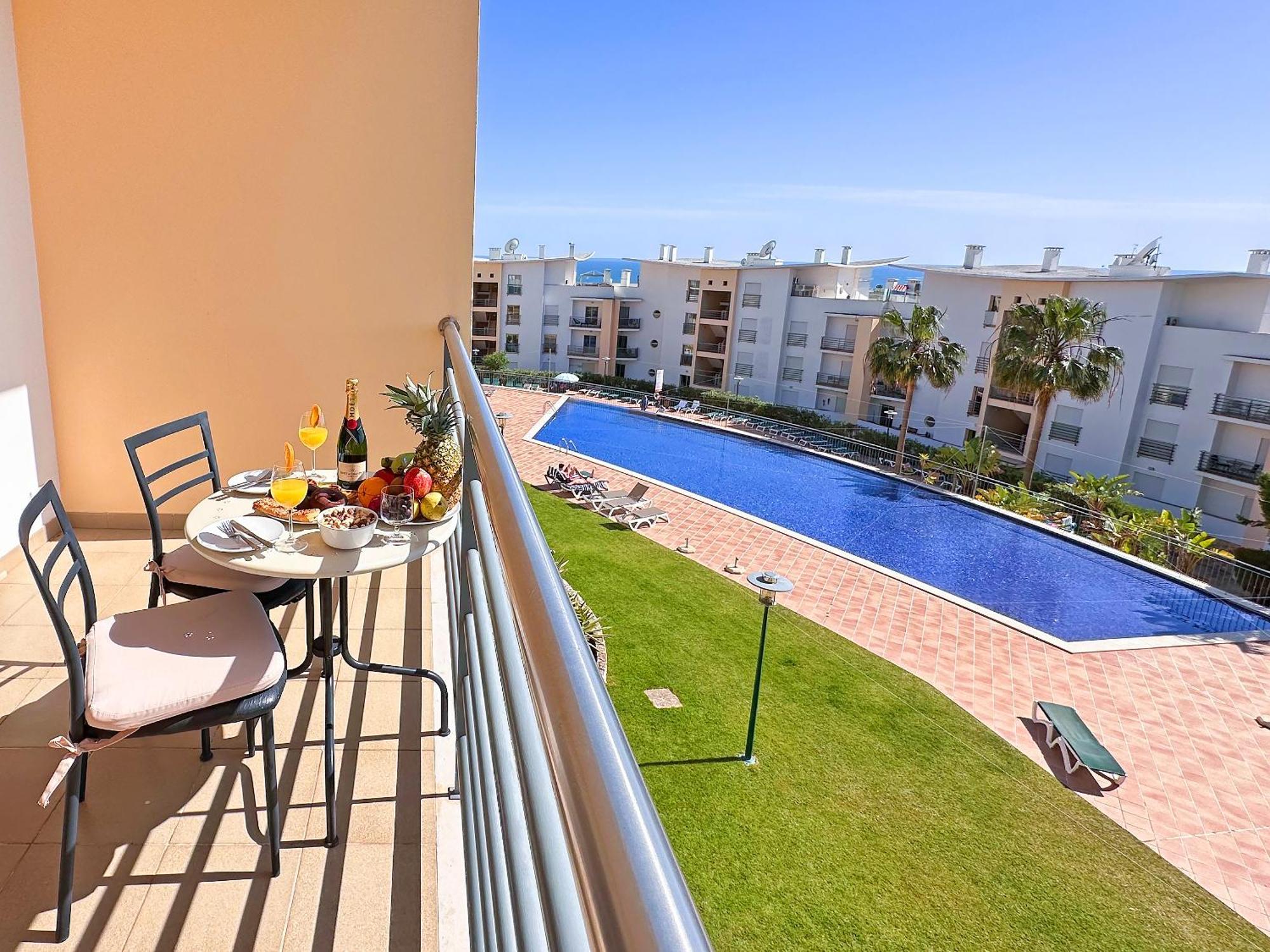 Modern Ocean, Garden & Pool View Condo By Becherish Албуфейра Экстерьер фото